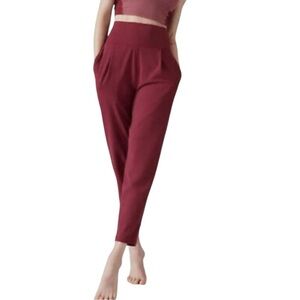 Athleta Elation Yoga Pants High Rise Coffeeberry Red Joggers Size Medium